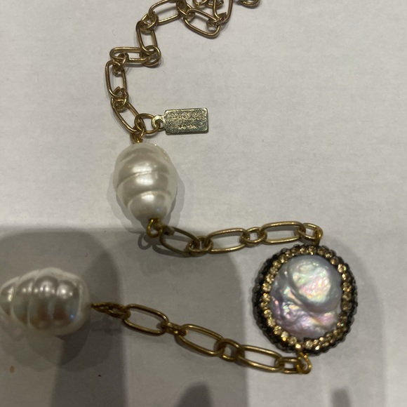 White Coin and Baroque Pearl Necklace 30 inches NEW NO TAGS - Picture 8 of 9